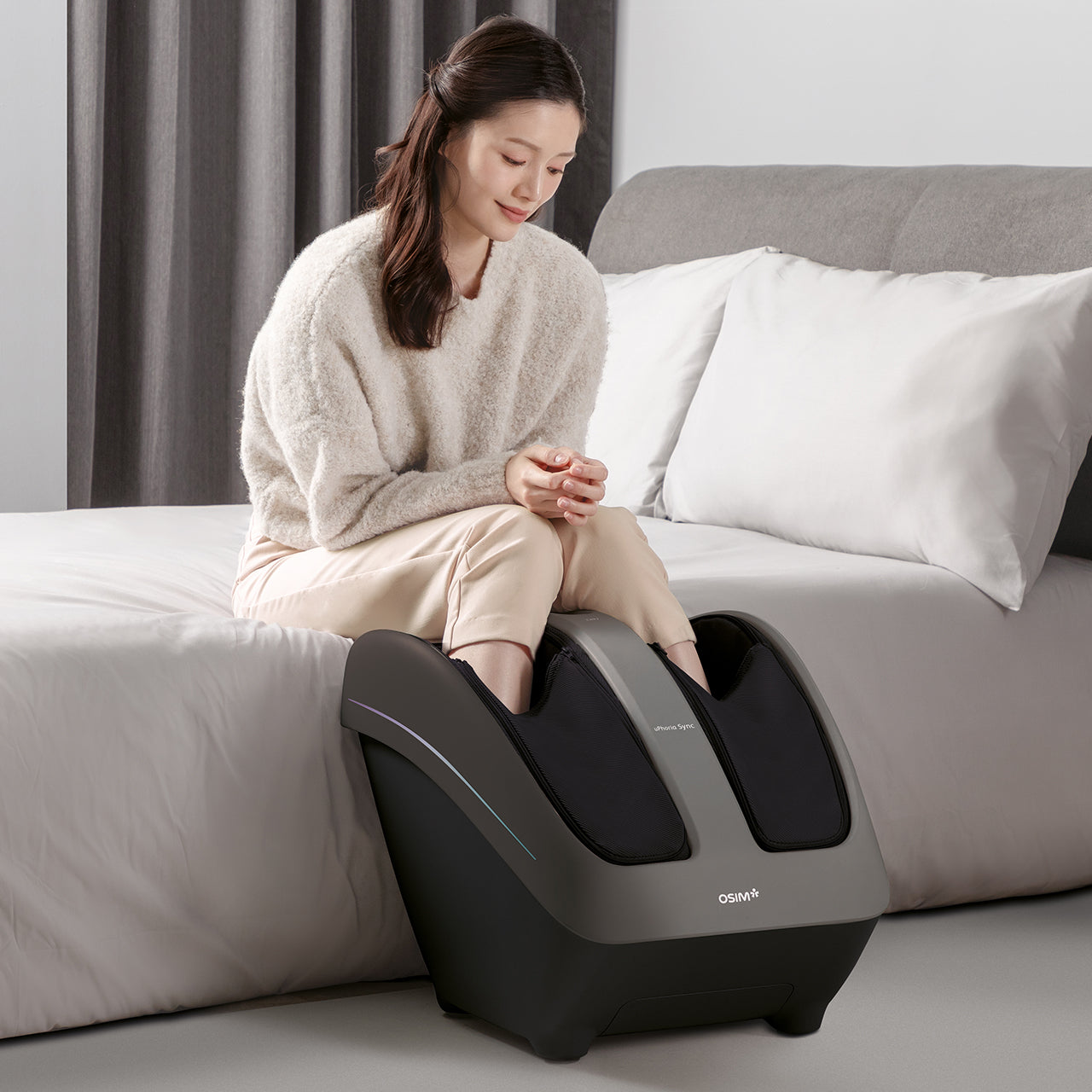 OSIM uPhoria Sync Foot & Calves Massager with Tui-Na and Heat